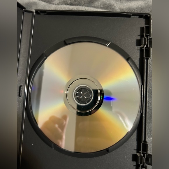 DVD/BLU RAY - BUNDLE 4 FOR $25 - OLD SCHOOL - Picture 4 of 4